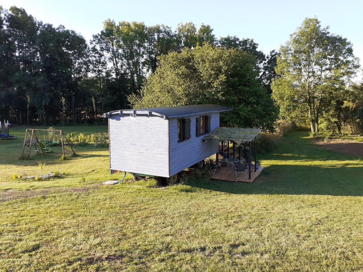 La Roulotte De La Clef Des Champs Luxury tent *